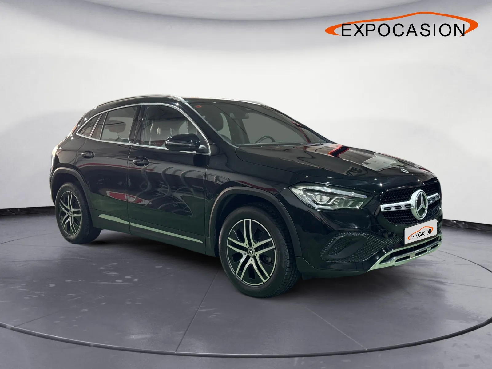 Mercedes Benz GLA 180 - Expocasion